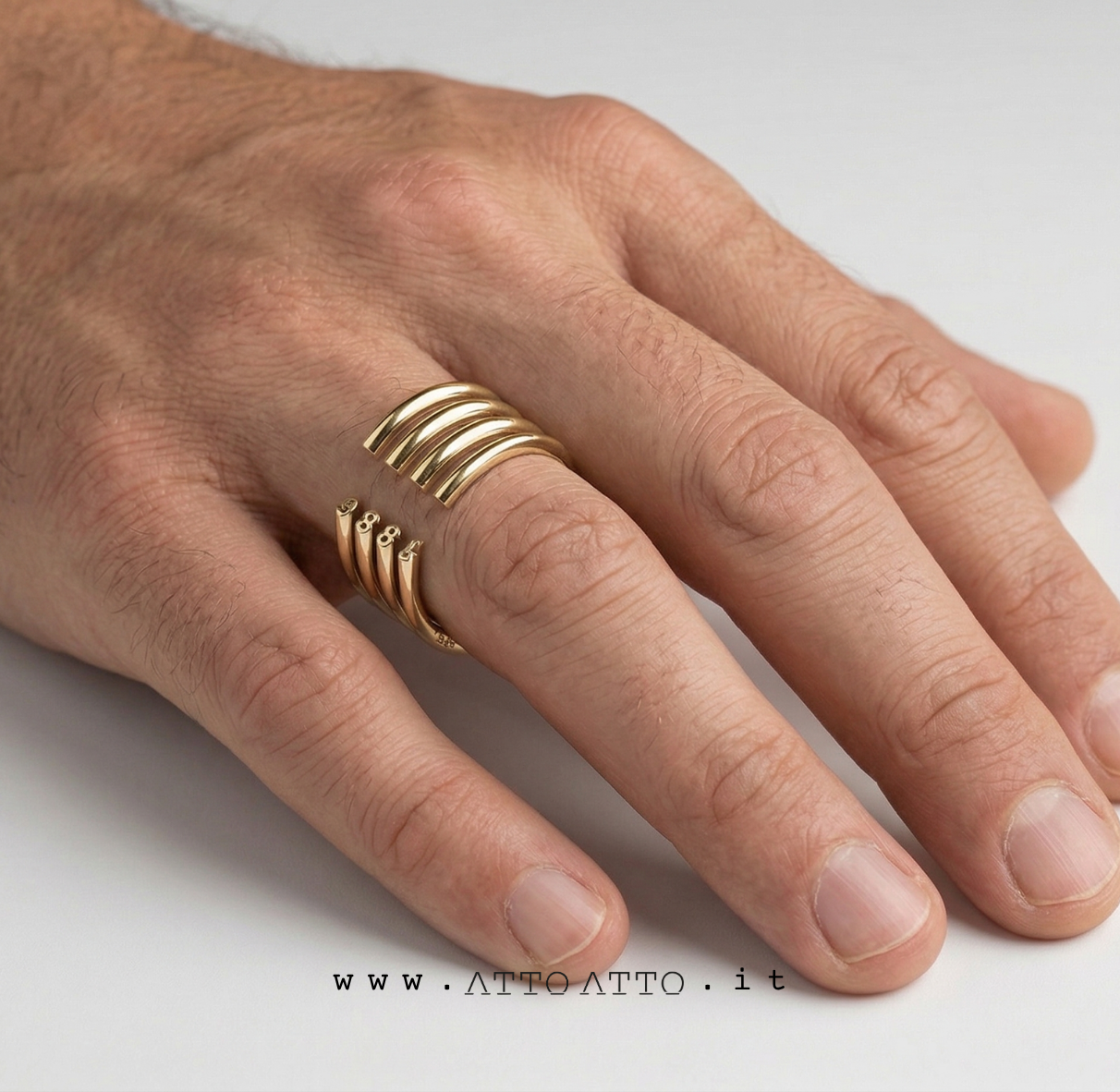 N.92 Anello personalizzato con lettere -Oro-