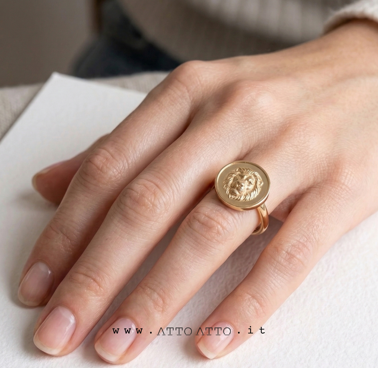 Medallion Ring